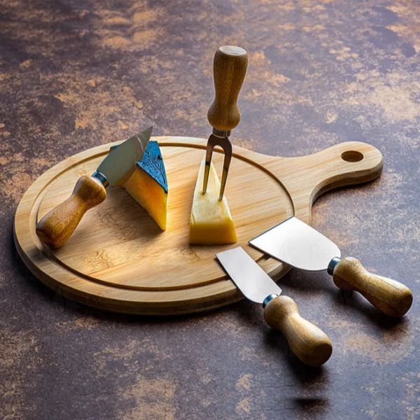 Kit Para Queijo personalizado em Bambu e Inox