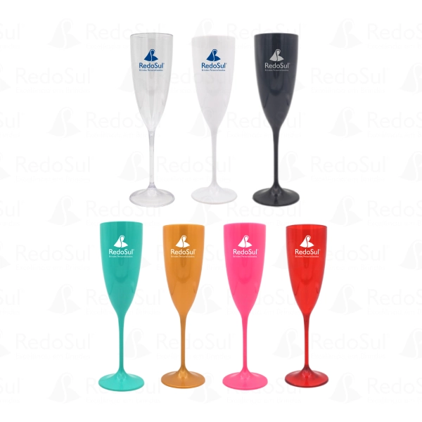 Taça de vinho personalizado em plastico